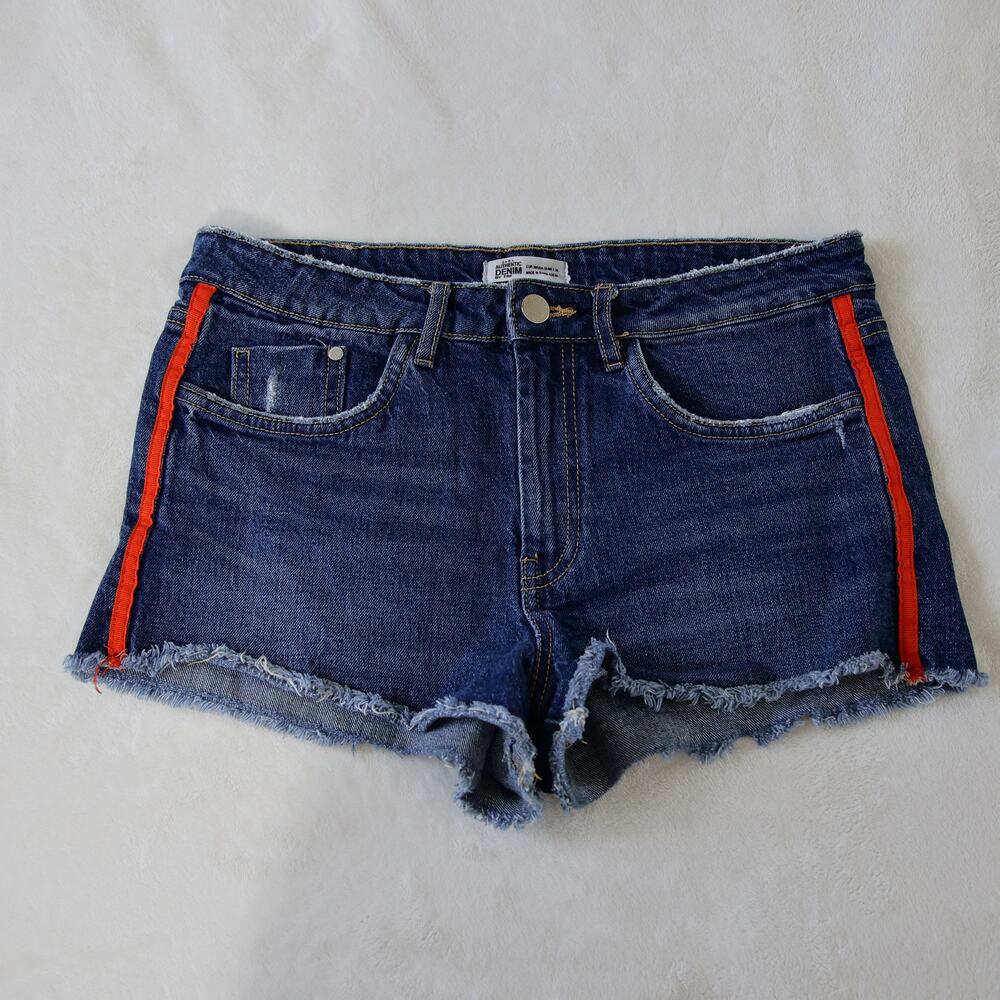 ZARA Trafaluc red stripe premium cut-off shorts size 6
